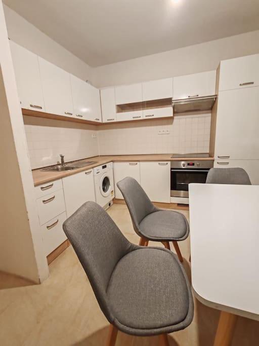 Apartment Star Brno With Terrace 5 Komín Esterno foto
